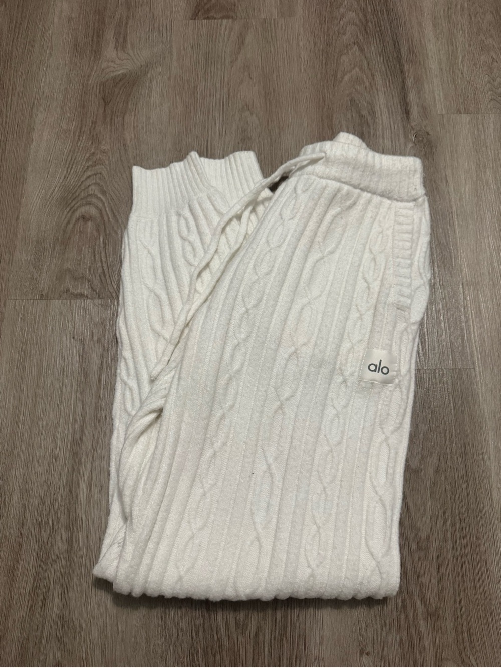 ALO Yoga Ribbed Cable Knit Joggers in Cream White